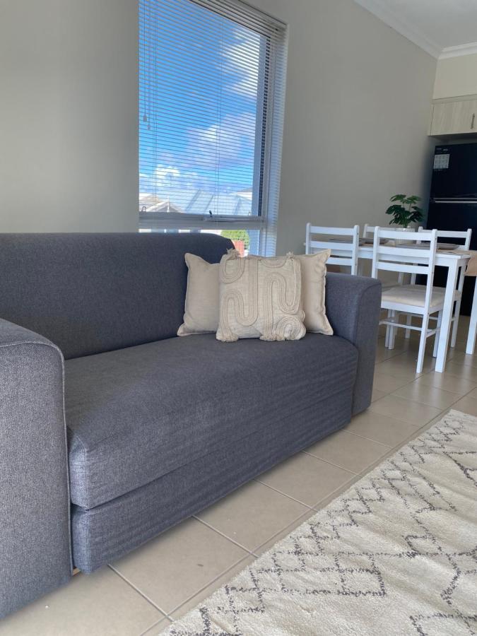 Modern Luxury 1 Bedroom Apartment - Walk To The Shops! Free Wifi Clarkson Kültér fotó